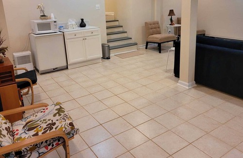 Annapolis House | SPACIOUS BAY HOME CLOSE TO THE BEACH!!!!