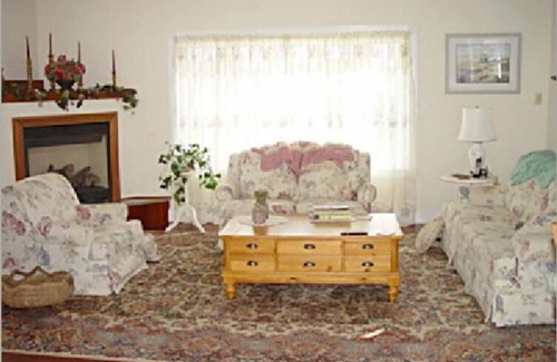 Cape May Court House House | Spacious bayfront home in Avalon Manor with spectacular 360 degree views of the wetlands and inlet from the roof top deck.
