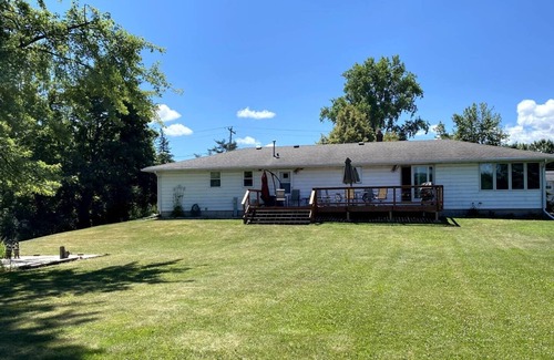Green Bay House | Spacious "Bayview" 4-bedroom home in serene setting. Minutes to Lambeau Field.
