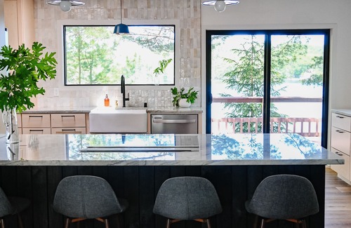 Wautoma House | Spacious Blair Lake House