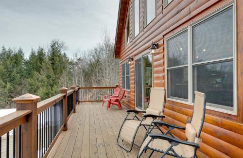 Bethel House | Spacious Cabin 10 Mi to Sunday River Skiing!