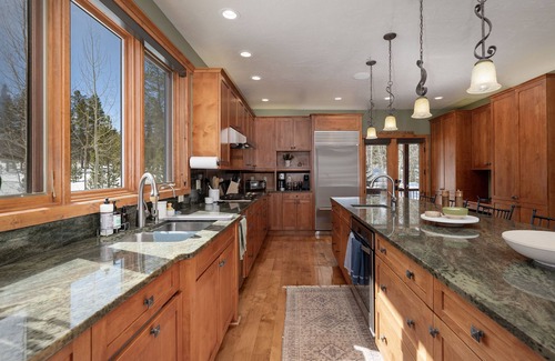 Granby House | Spacious cabin near slopes w/hot tub & fire pit