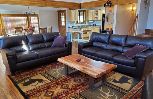 Happy Jack Cabin | Spacious Cabin on 1 Acre fenced lot in Happy Jack/Northern AZ