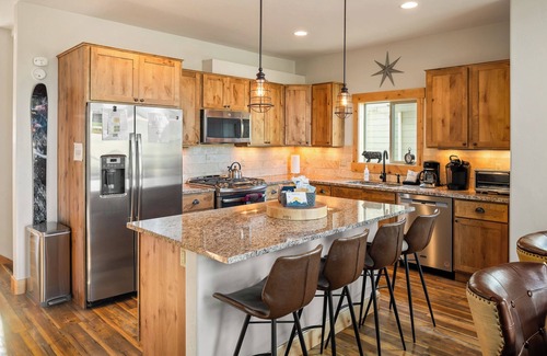 Winter Park House | Spacious cabin w/hot tub & ski loop