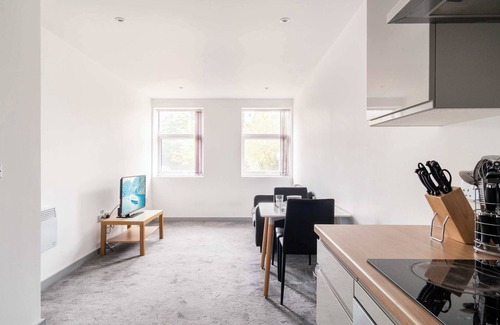 Blackburn Apartment | Spacious Central Blackburn 1 Bedroom Apartment