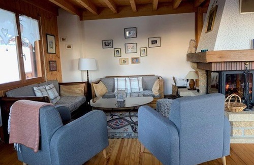 Cohennoz Ski Chalet | Spacious chalet, 14 people, near slopes, fireplace, terrace, WIFI, parking, Crest-Voland