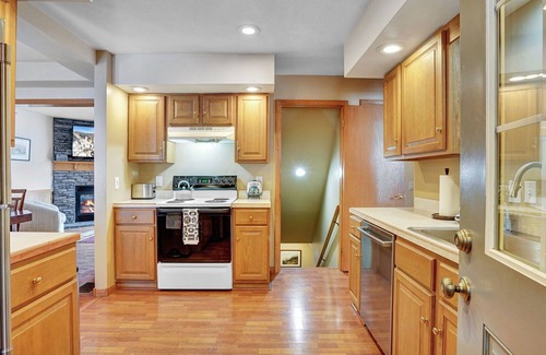 Ellicottville House | Spacious Chalet , exceptional view, walk to Village, Hot tub , A/C , fire pit