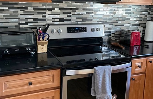Lexington House | Spacious chalet near Hunter/Windham with amazing game room and fast internet