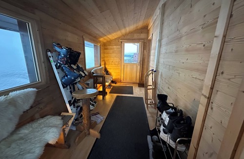Vallorcine Ski Chalet | Spacious Chalet walking distance to gondola for winter and summer in Vallorcine