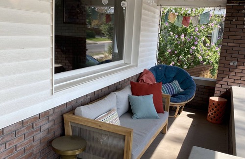 East Central House | Spacious, charming Liberty Wells Bungalow with Barrel Sauna & Cold plunge