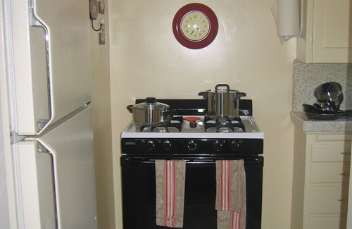 Pasadena Apartment | Spacious & Charming 1-BR Apartments For Extended Stays Near CalTech, Huntington