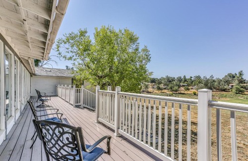 Yosemite Lakes House | Spacious Coarsegold Getaway about 34 Mi to Yosemite!