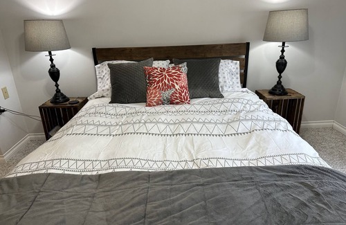 Sidney House | Spacious, comfortable home minutes from the Sidney waterfront!