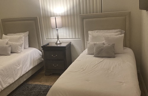 North Las Vegas Condo | Spacious Condo 20 minutes from the Strip