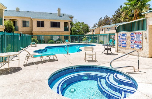 Las Vegas Apartment | Spacious condo close to the Strip on Tropicana avenue