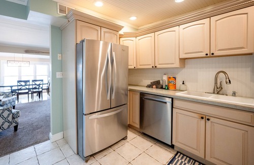 Grand Haven Apartment | Spacious Condo with Views of State Park Beach and