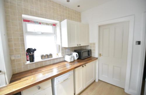 Offerton Park House | Spacious & Cosy Double Bed Room Stockport