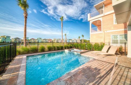 West Kissimmee House | Spacious Cottage With Private Pool Near Disney With Margaritaville Resort & Island H2O Access - 8009Su