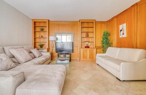 Passy Apartment | Spacious & Cozy Apartment - Trocadero Passy