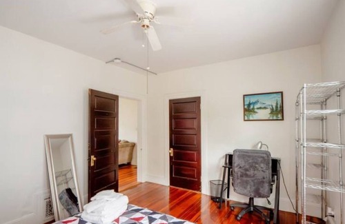 Blackstone Apartment | Spacious/cozy stay on the convenient East Side!