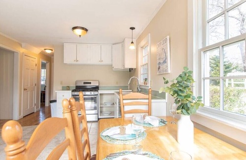 North Chatham House | Spacious Deck, Large Yard & Dogs Welcome!