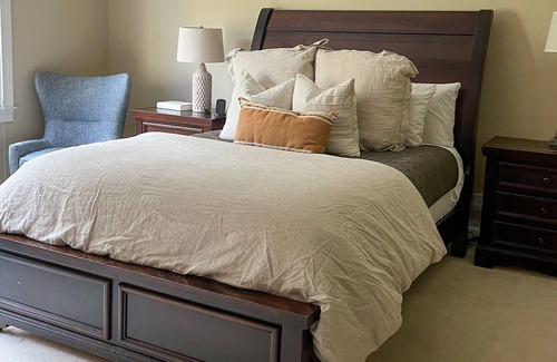 Prospect House | Spacious Derby & PGA Rental Home near horse farms and fields