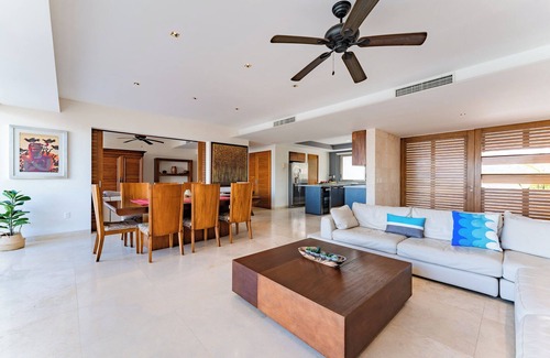 Santa Maria Huatulco Condo | Spacious Design with Beach Access and Ocean Views