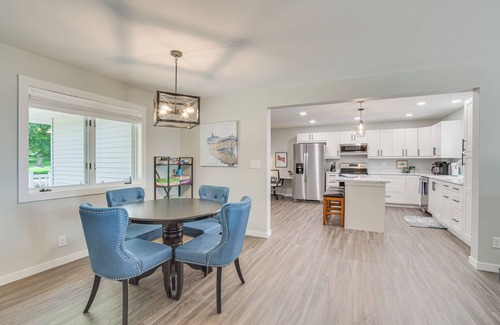 Detroit Lakes House | Spacious Detroit Lakes Home w/Private Deck!