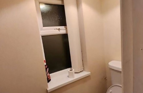 Birch House | Spacious Double Bedroom Manchester