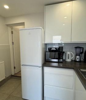 West Ham House | Spacious Double Room in Greater London