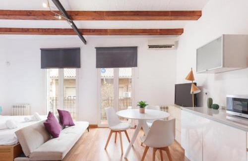 Sants Apartment | Spacious doubleroom apartment at Sants