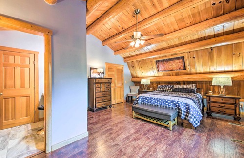 Gouldsboro Cabin | Spacious Down East Cabin w/ Deck + Views!