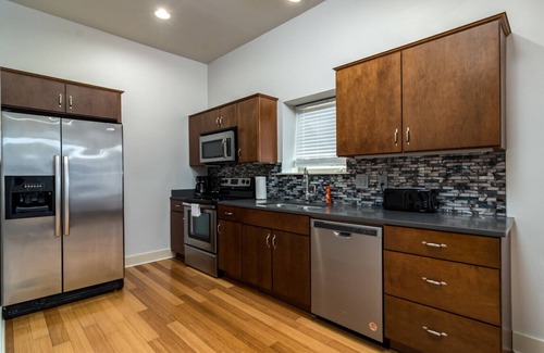 Downtown Little Rock House | Spacious Downtown Retreat with Rooftop Terrace!