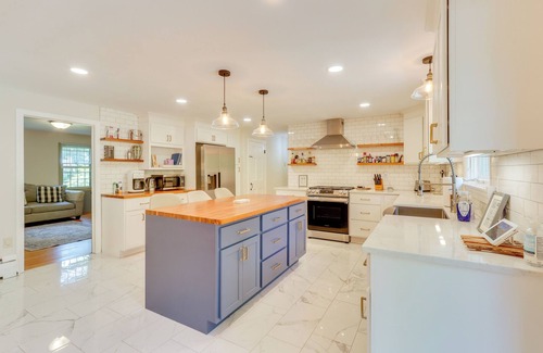 East Haddam House | Spacious East Haddam Retreat w/Private Pool!