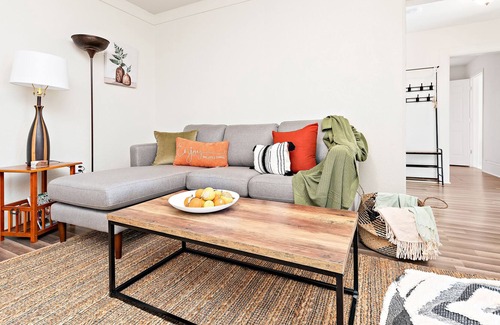 Excelsior Springs Apartment | Spacious Elegance Near Downtown