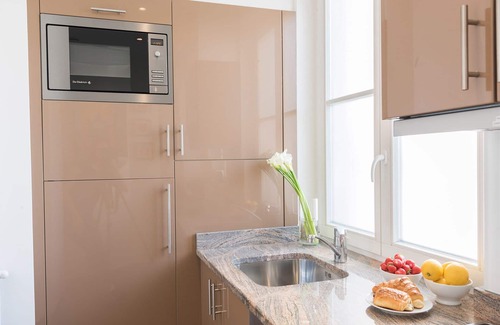 Quartier du Gros-Caillou Apartment | Spacious, Enchanting 1 Bedroom + Balcony and Insta-worthy Eiffel View