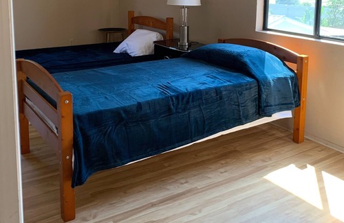 Old Town Camarillo House | Spacious enjoyable Camarillo house in Old Town-1 mile from the Camarillo Outlets