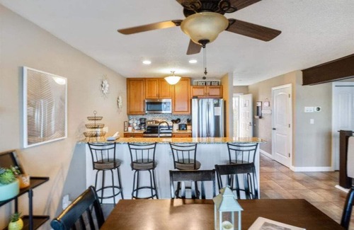 Lake of the Ozarks Condo | Spacious Family Friendly 3 bed/3 bath w/Amazing Views, Lakeside Pool, & Boat Slip