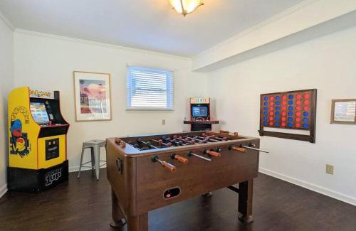 Charlotte House | Spacious family friendly home with game room by UNC Charlotte