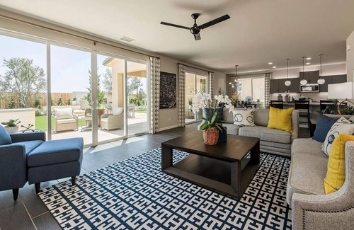 Raisin House | Spacious, Family-friendly, Modern 4bd, 3.5bath Home