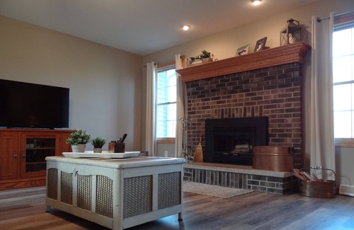 Laurium House | Spacious Family Home in the Copper Country