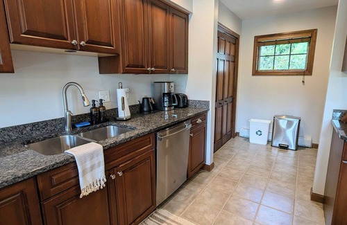 Bretton Woods House | Spacious Family Home, Guest-Loved Kitchen, Slope & Notch Views, Game Room, AC