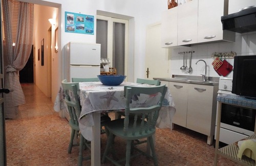 Borgagne House | Spacious family home (children 0/2 years stay free) dogs allowed