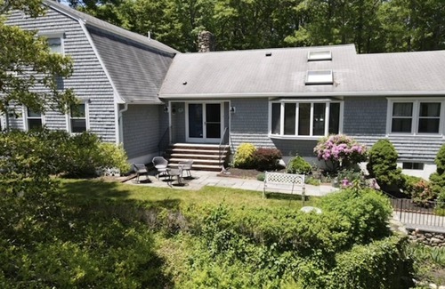 Centerville House | Spacious Family Home w/Beach Pass & Private Pond Accessn