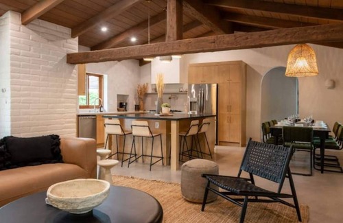 Central Escondido House | Spacious Family Home Sleeps 12, Pool/Hot tub, Serene getaway at Casa de Adobe