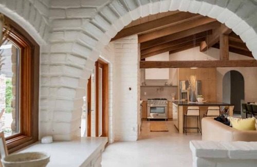 Central Escondido House | Spacious Family Home Sleeps 12, Pool/Hot tub, Serene getaway at Casa de Adobe