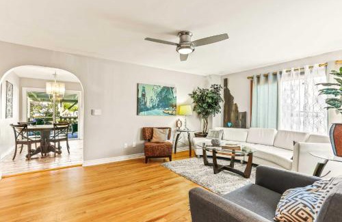 Winstead Park House | Spacious Family Home with Garage Game Room and Office!