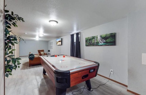 Dupont House | Spacious family home with Hockey Table & Huge Yard Escape