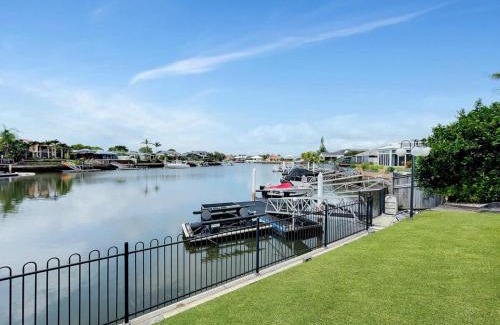 Banksia Beach House | Spacious Family & Pet-friendly Home on the Canal
