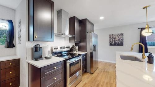 Southeast House | Spacious Family Retreat in Denver